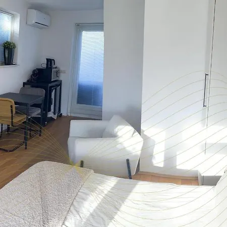 Goldies 3* Eindhoven